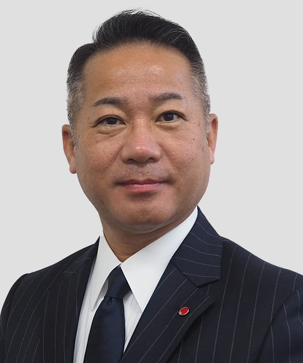 Photo of YOSHITAKA YAMADA, Director, Senior Managing Executive Officer, General Manager of Sales Administration Headquarters and Senior Manager of Overseas Business Headquarters